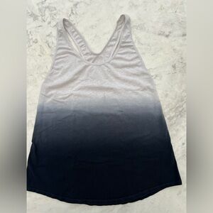 Lululemon Athletica. Tank Top. Size 6.